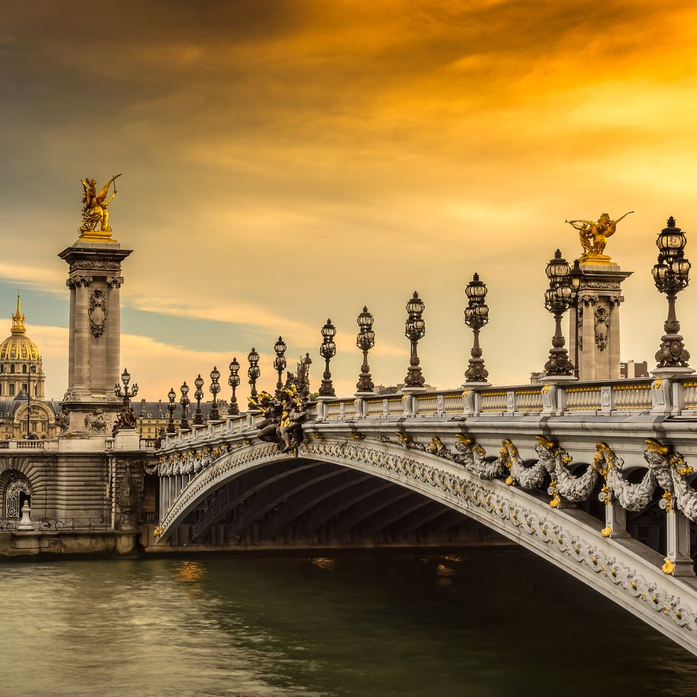 How to      in Paris? Guide to living in Paris, Paris Guide