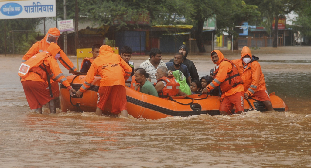 Inundaciones en la India , Uttarakhand, Manali, Himachal Pradesh
