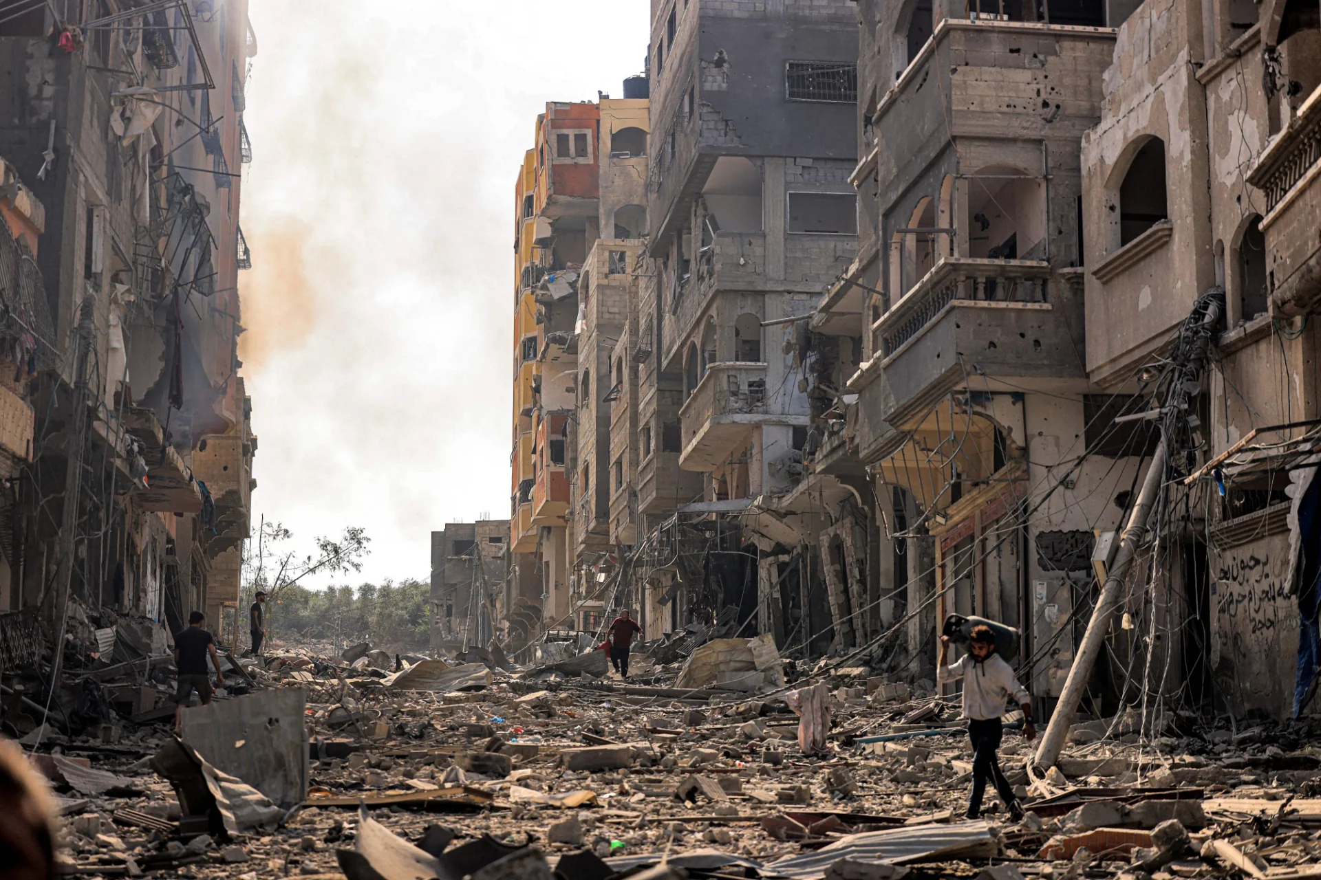 Houthi Attacks on the Rise; Gaza War Expands Across the Middle East