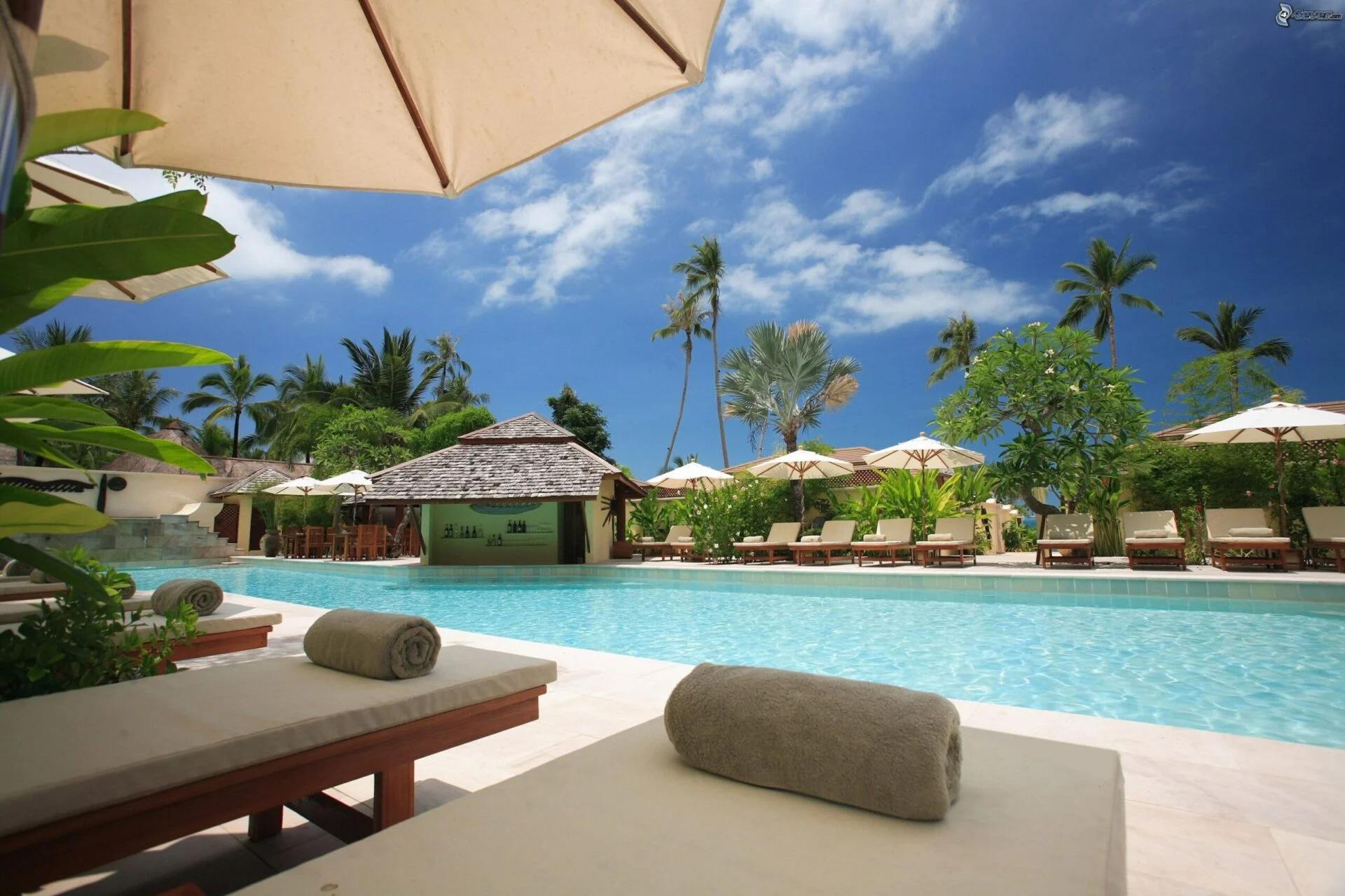 What are the Benefits of Luxury Travel?